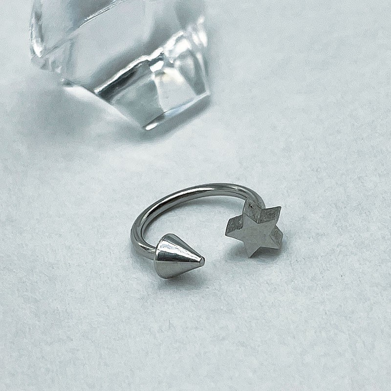 1PC Five-pointed Star Lip Pier - Body Jewelry Vertical Labret 评论和价格